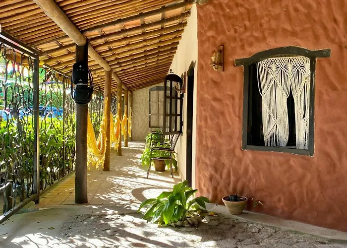 Hotel com piscina: Pousada Tubarão