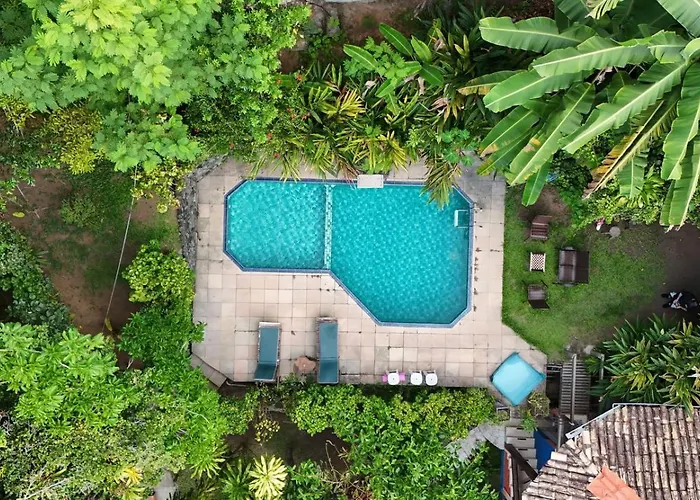 Hotel com parque aquático: Pousada Encantos do Mar